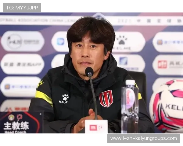 主帅率队采用高压打法，比赛节奏被彻底改变——打造竞技新纪元的战术革新